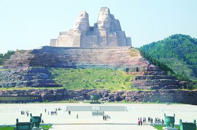 大题材铸就大品牌——访郑州市黄河风景名胜区管理委员会主任雒国栋